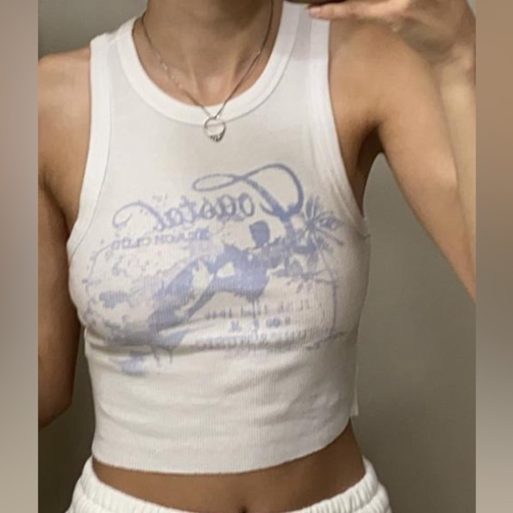 Garage Coastal Tank Top!🦋